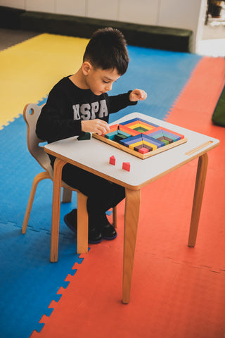 Frog Montessori Table&Chair Set